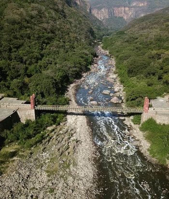Puente Arcediano en la Barranca de Huentitan