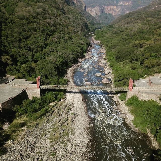 Puente Arcediano en la Barranca de Huentitan