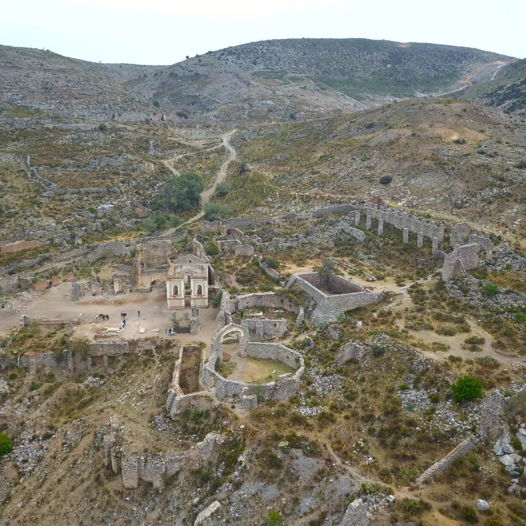 Vista aérea del pueblo fantasma en Real del Catorce