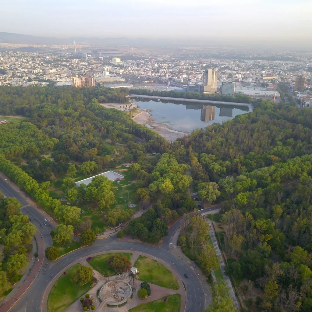 Vista aérea del parque Tangamanga en San Luis Potosí