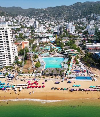 Vista aérea del parque acuático el rollo mejor conocido como el Cici
