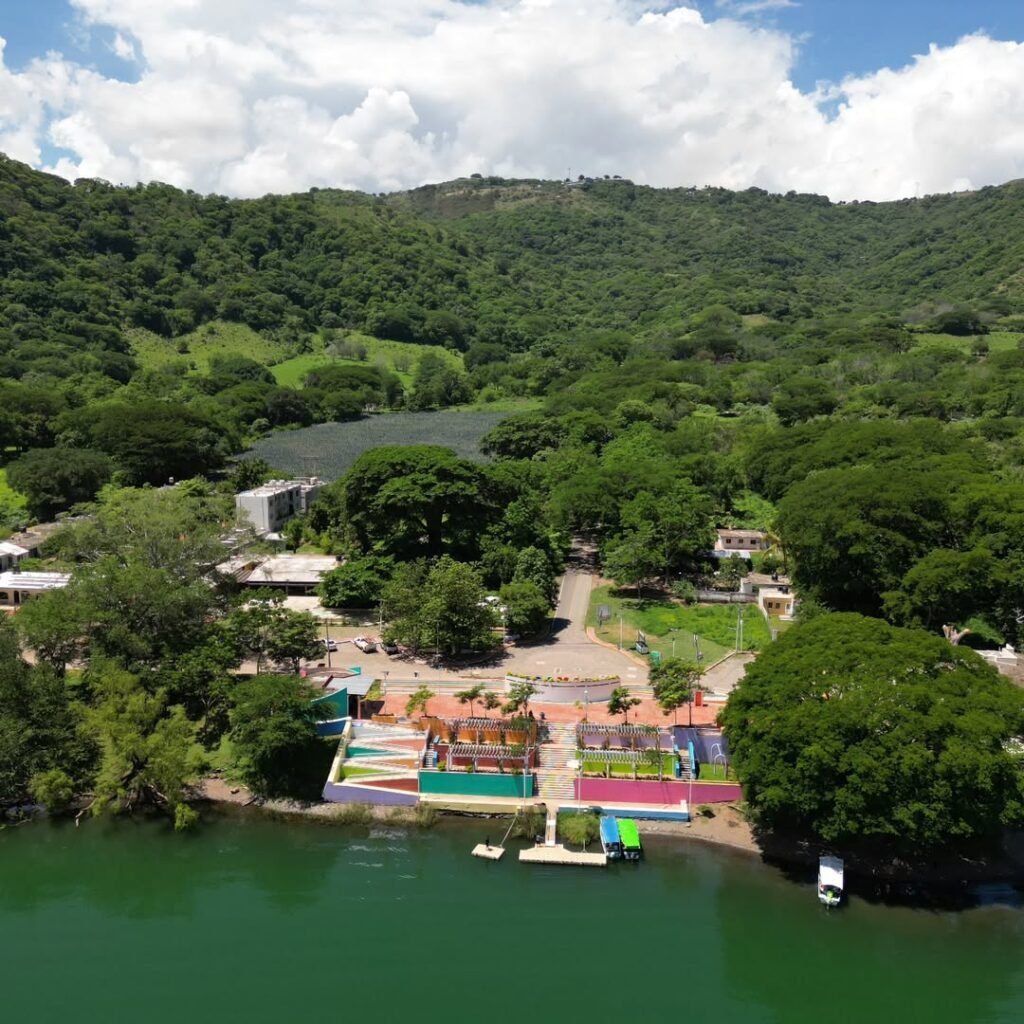 Laguna de Santa María del Oro en Nayarit 